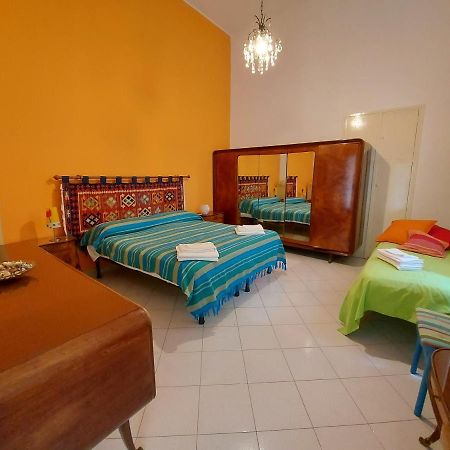 Casa Mariu' Apartment Наполи Екстериор снимка