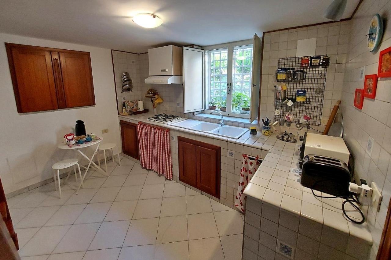 Casa Mariu' Apartment Наполи Екстериор снимка